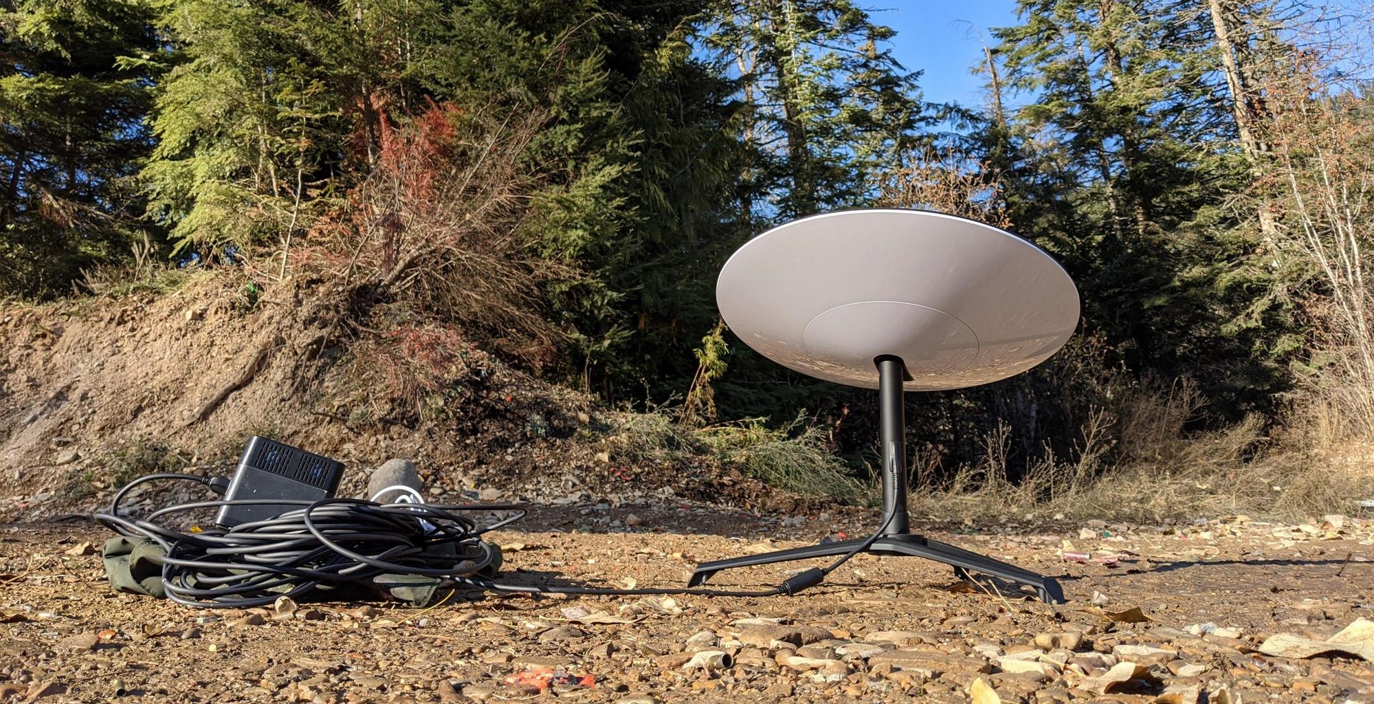 Thiết bị Starlink Mini gọn nhẹ có thể mang đi du lịch